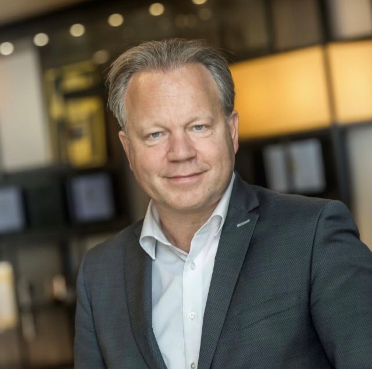ton van veen